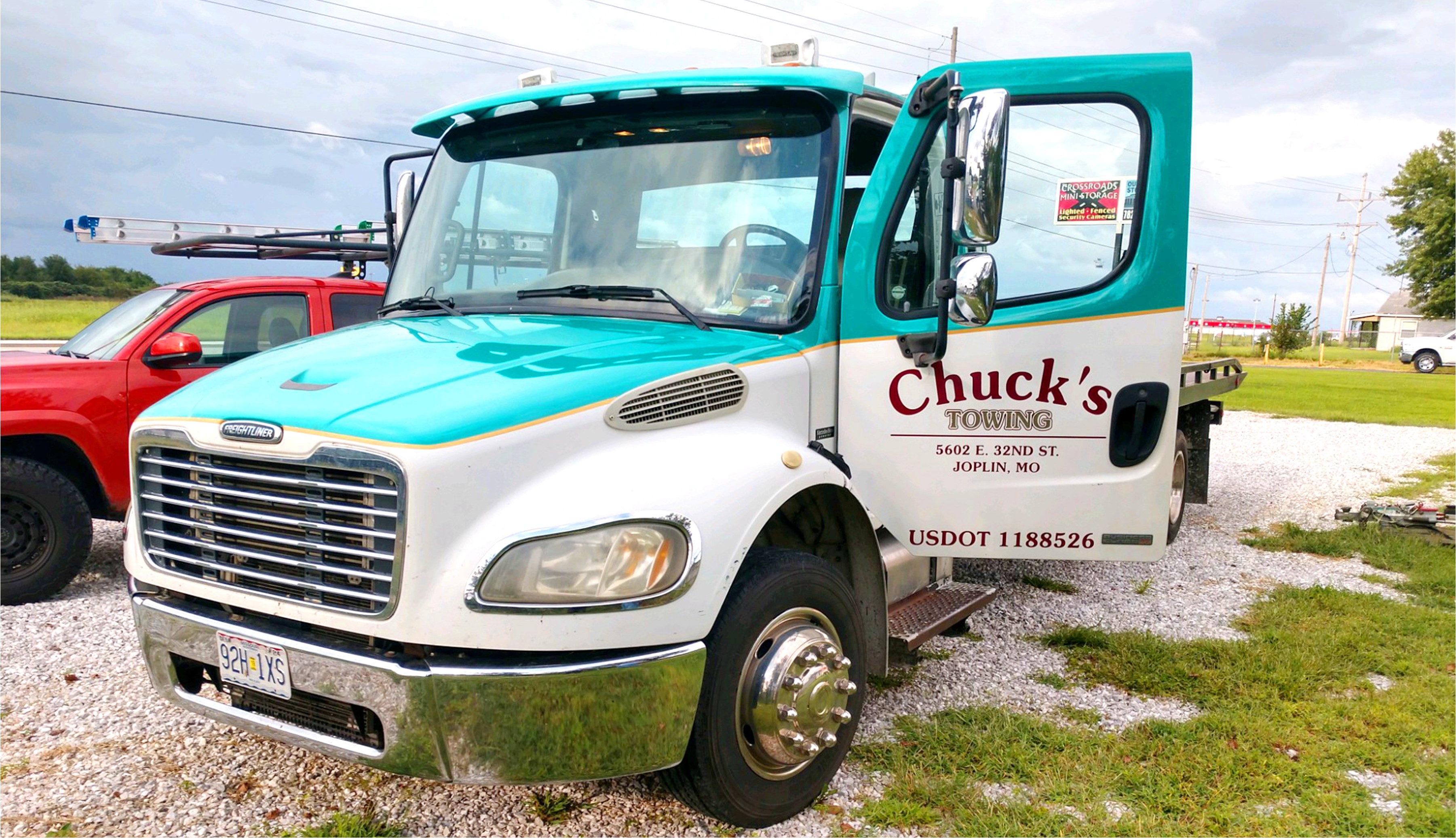 Chuck's Towing Truck